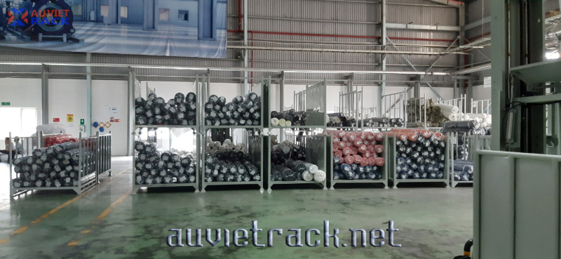 pallet xếp chồng